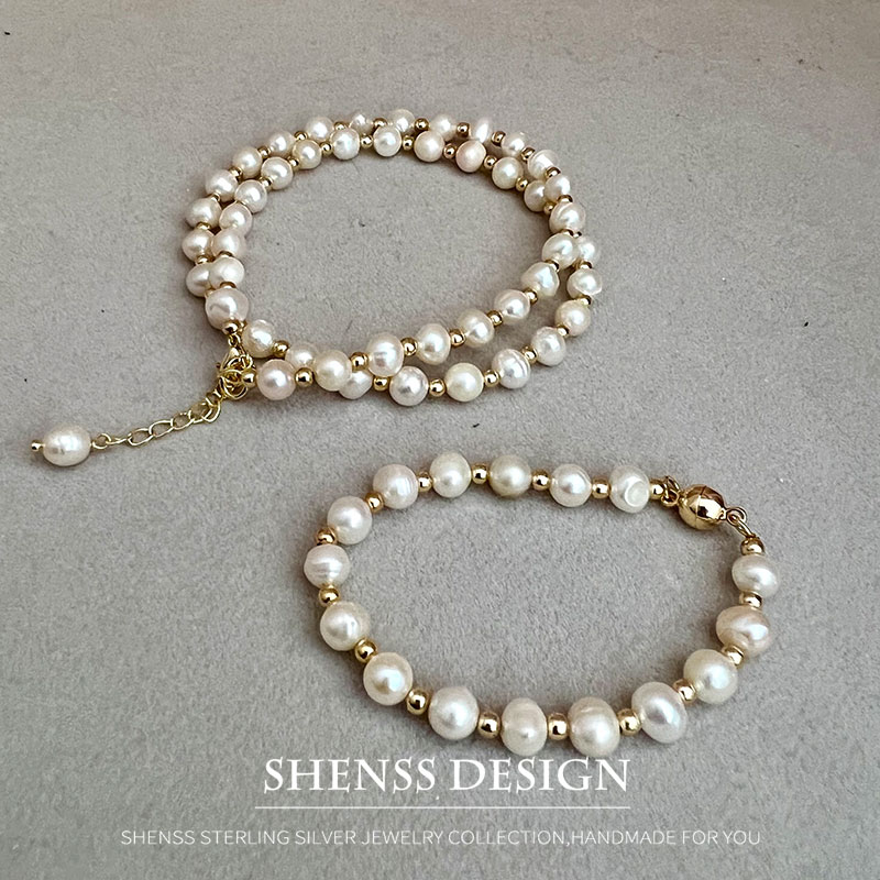 Klassieke Temperament Natuurli - Pearl Necklace Set recensie en prijs